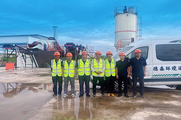 污染土壤修復(fù)治理現(xiàn)場